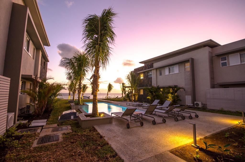 L'Escale 3 Bedrooms Sea View And Beachfront Suite By Dream Escapes Tamarin Exterior photo