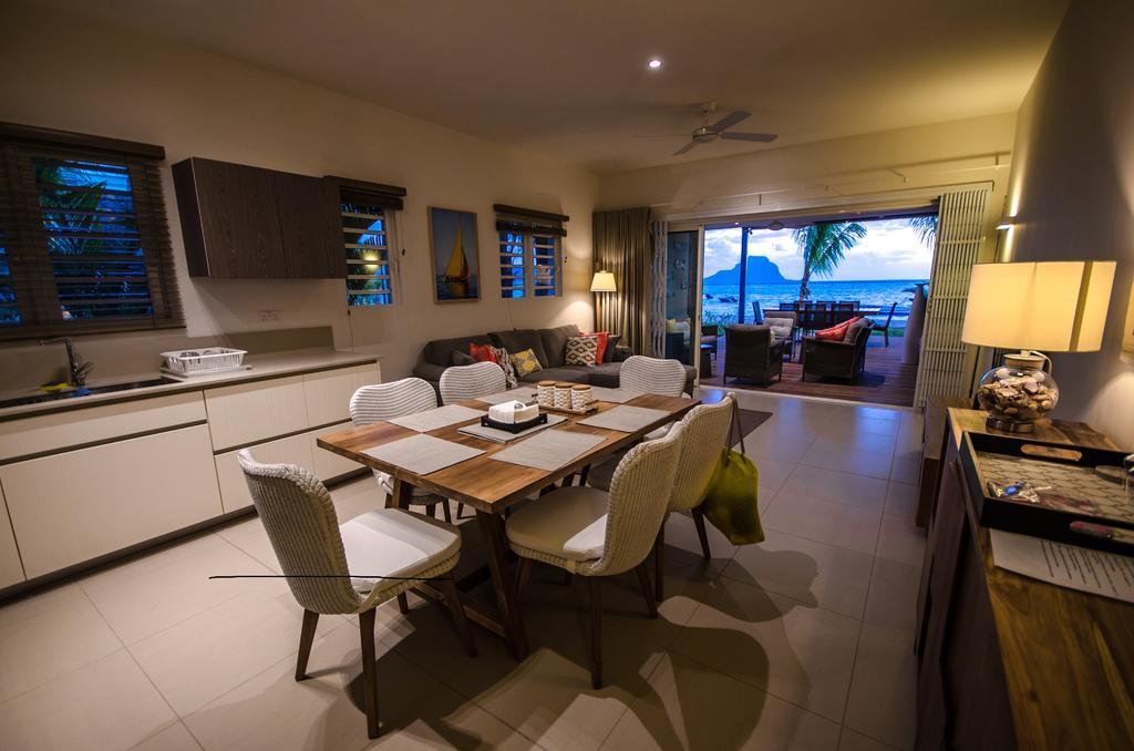 L'Escale 3 Bedrooms Sea View And Beachfront Suite By Dream Escapes Tamarin Exterior photo