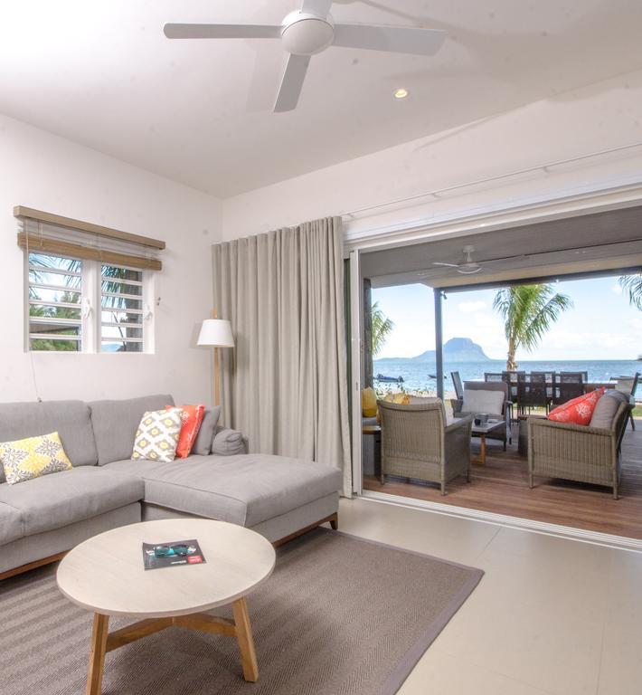 L'Escale 3 Bedrooms Sea View And Beachfront Suite By Dream Escapes Tamarin Room photo